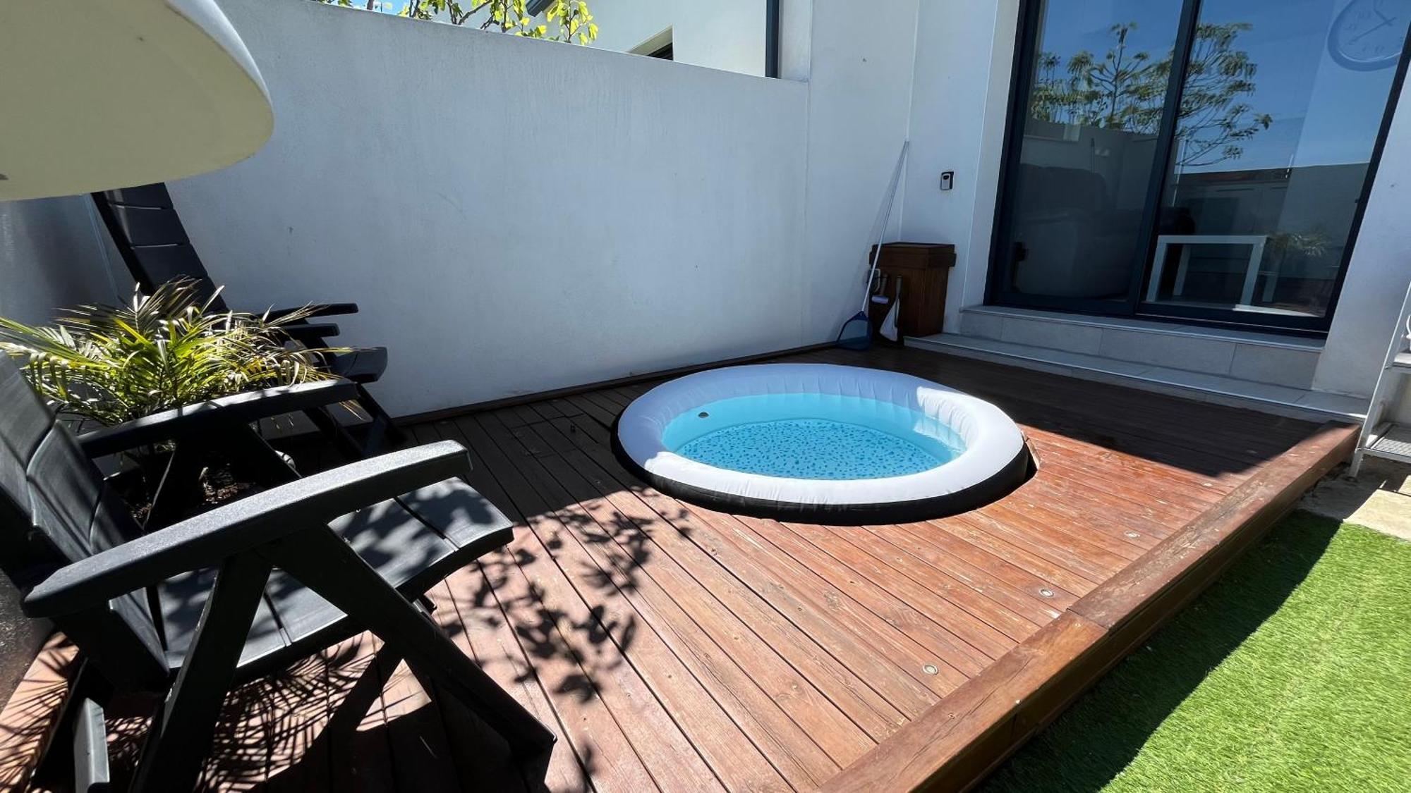Appartement Avec Spa-Avril A Sept-Camargue 4 Personnes Saint-Laurent-dʼAigouze Exterior foto